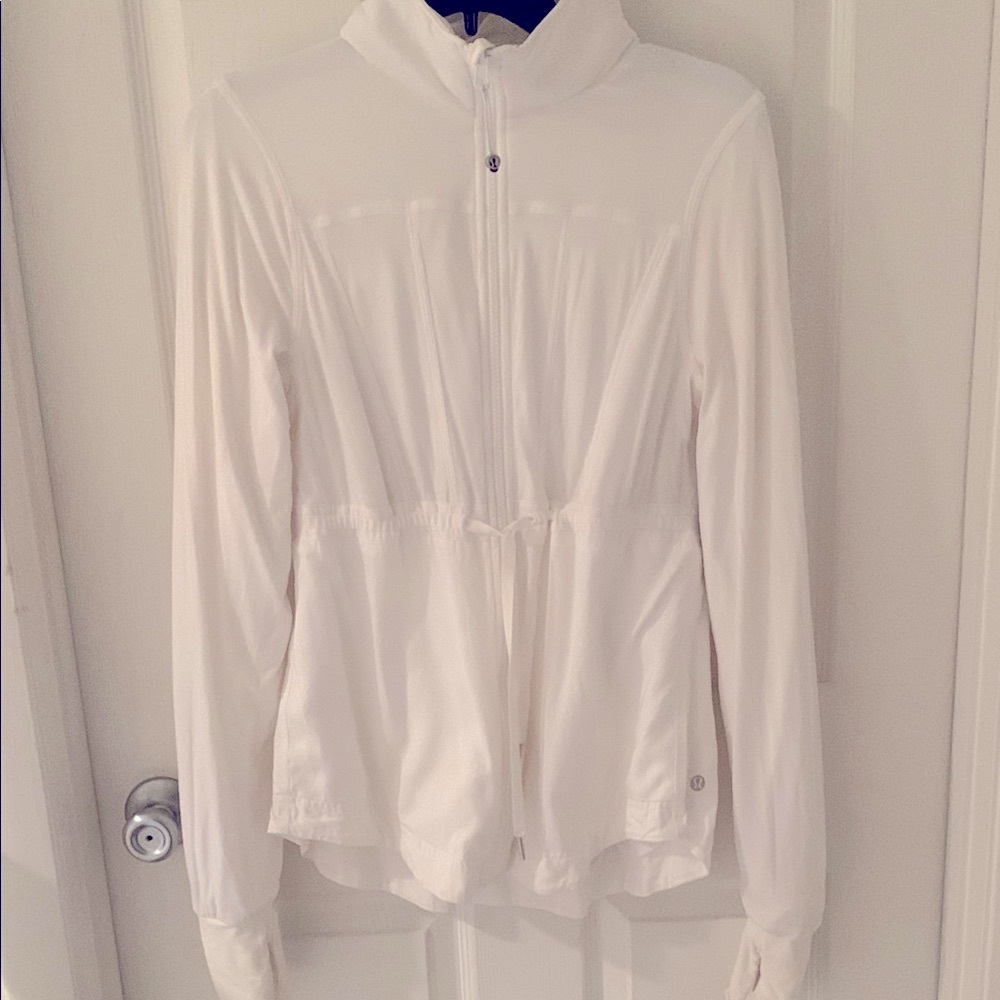 Stylish LULULEMON White Zip-Up REVERSIBLE Jacket ( Fleece / Cotton?)